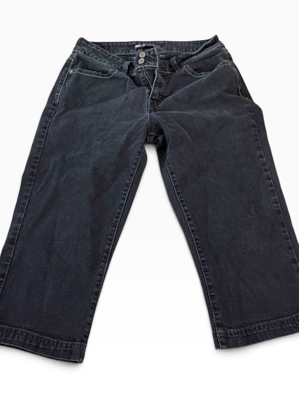 Women’s Levi’s Capris